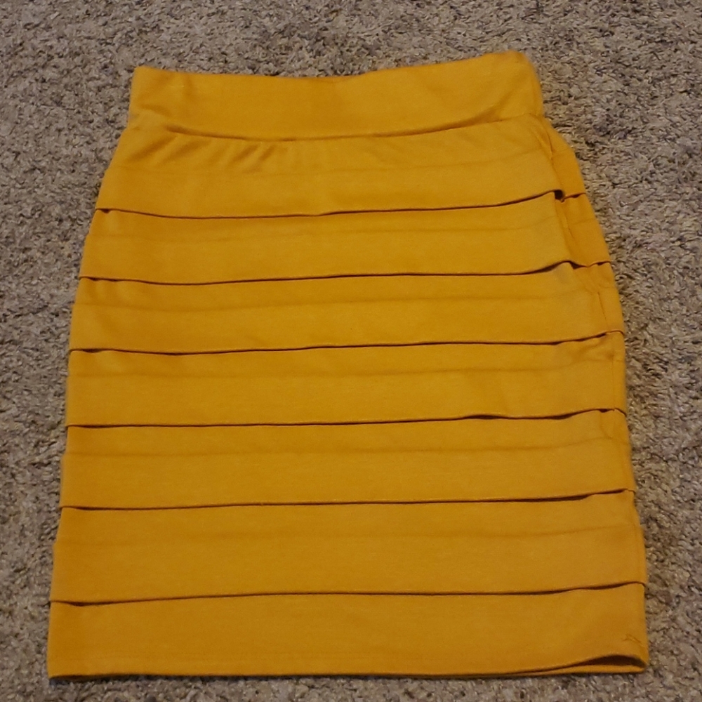 Midi bodycom skirt
